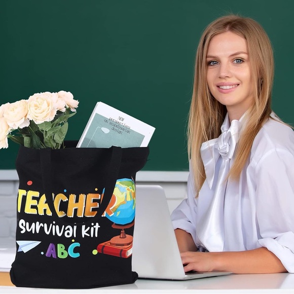 Black Teacher-Themed Shoulder Bag (Random 1pc) - Picture 4 of 6